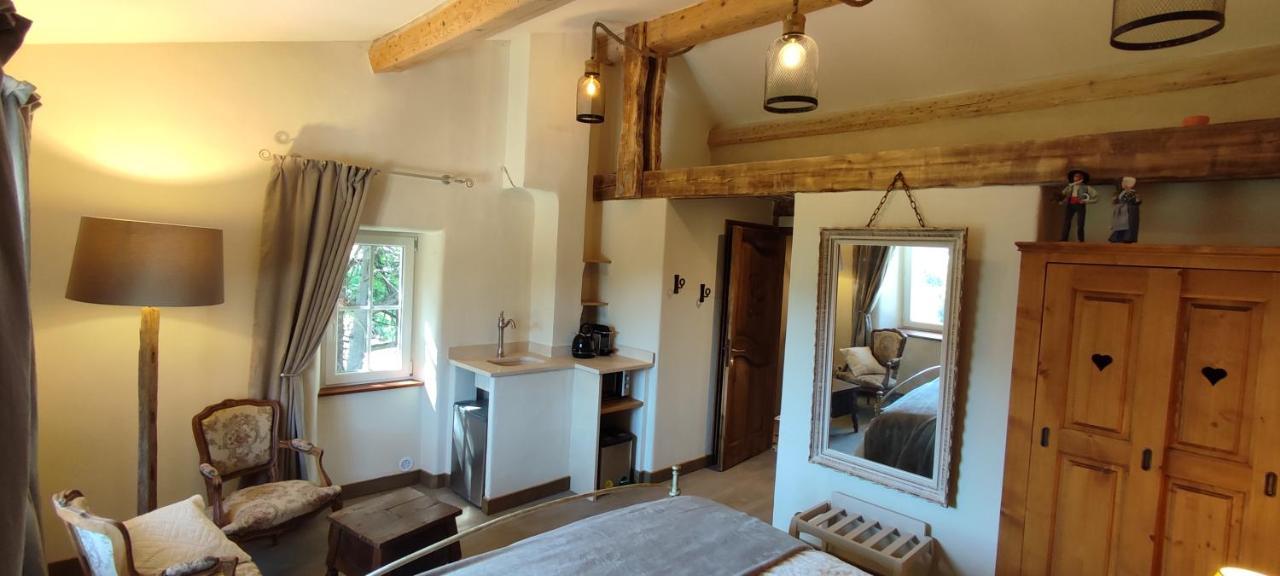 Domaine de combe Beluze Bed & Breakfast Mison Exterior foto