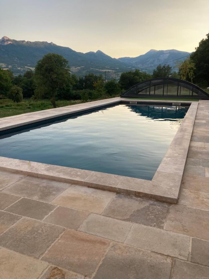 Domaine de combe Beluze Bed & Breakfast Mison Exterior foto